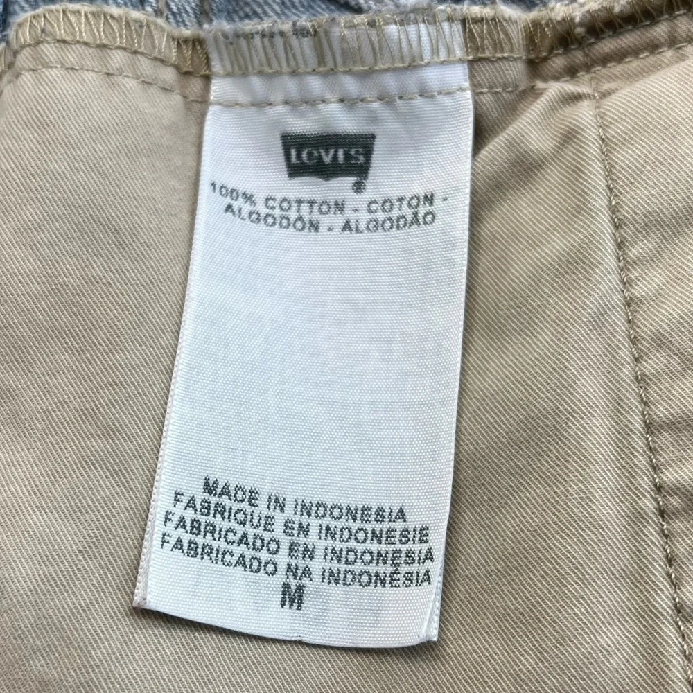 Levi Strauss Denim Jean Jacket - Picture 9 of 10